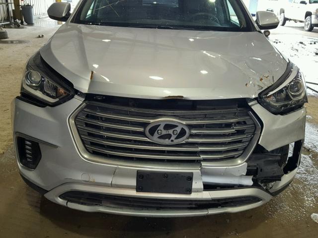 KM8SM4HF3HU206801 - 2017 HYUNDAI SANTA FE S SILVER photo 9