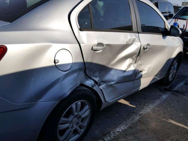 1G1JA5SH7C4121759 - 2012 CHEVROLET SONIC LS SILVER photo 9