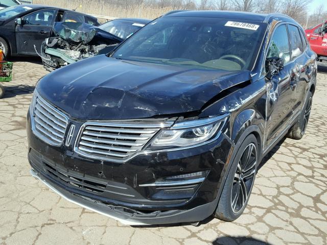 5LMTJ3DH4HUL50496 - 2017 LINCOLN MKC RESERV BLACK photo 2