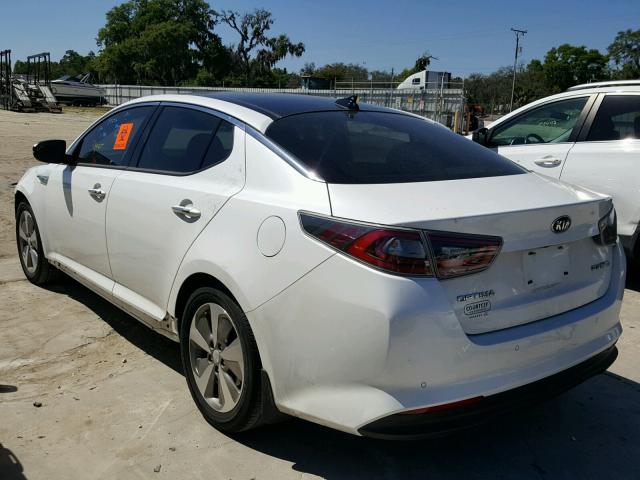 KNAGN4AD3G5092501 - 2016 KIA OPTIMA HYB WHITE photo 3