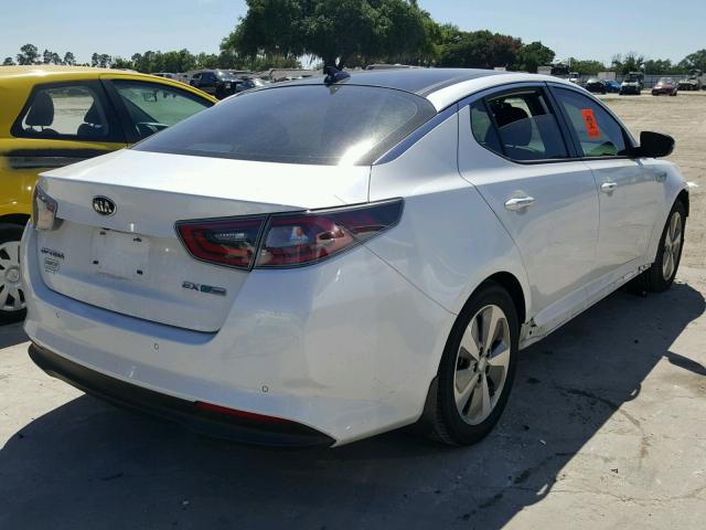 KNAGN4AD3G5092501 - 2016 KIA OPTIMA HYB WHITE photo 4