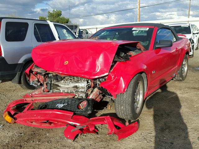 1ZVFT85H065261863 - 2006 FORD MUSTANG GT RED photo 2