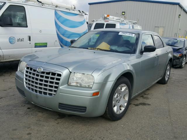 2C3KA43R46H466076 - 2006 CHRYSLER 300 GREEN photo 2