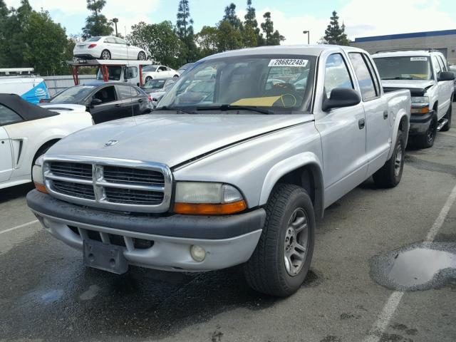 1D7HL38K34S639765 - 2004 DODGE DAKOTA QUA SILVER photo 2