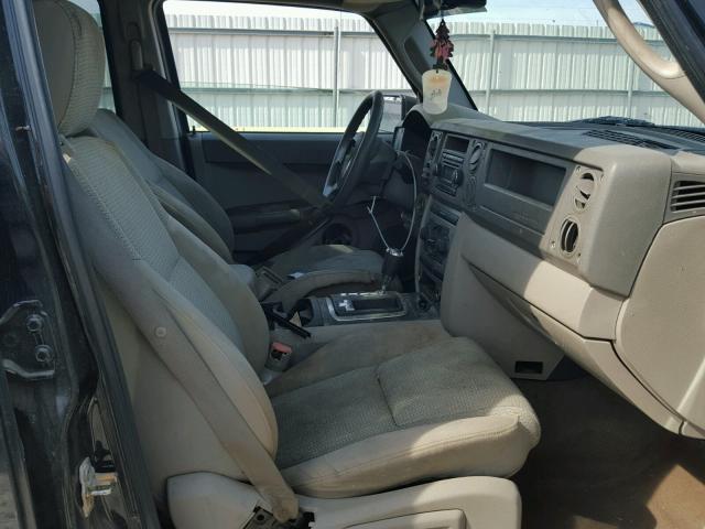 1J8HG48N96C245286 - 2006 JEEP COMMANDER შავი ფოტო 5