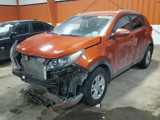 KNDPBCA28C7292454 - 2012 KIA SPORTAGE L ORANGE photo 2