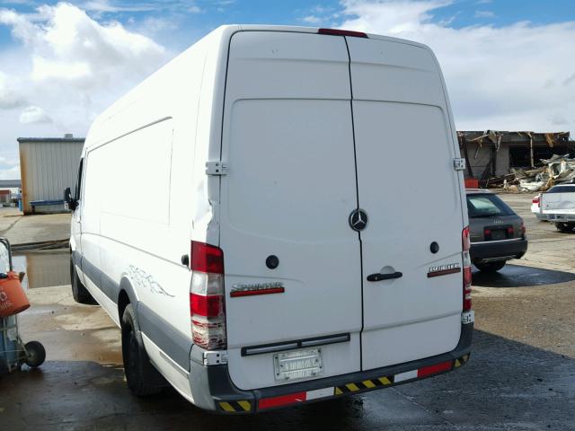 WD3PE8CC2C5723287 - 2012 MERCEDES-BENZ SPRINTER WHITE photo 3