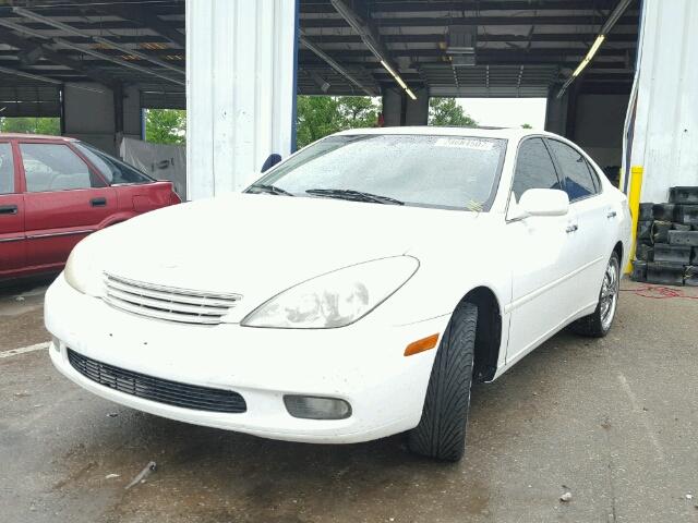 JTHBF30G120052616 - 2002 LEXUS ES 300 WHITE photo 2