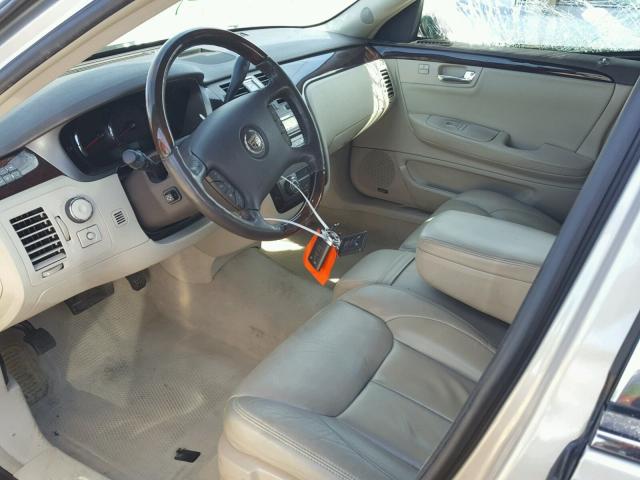 1G6KD57Y28U149619 - 2008 CADILLAC DTS BEIGE photo 5