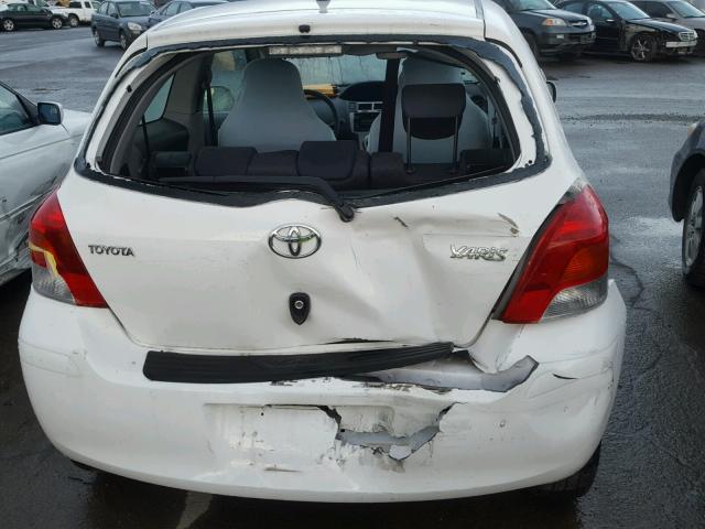 JTDJT903395235955 - 2009 TOYOTA YARIS WHITE photo 9