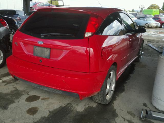 3FAHP39533R152279 - 2003 FORD FOCUS SVT RED photo 4