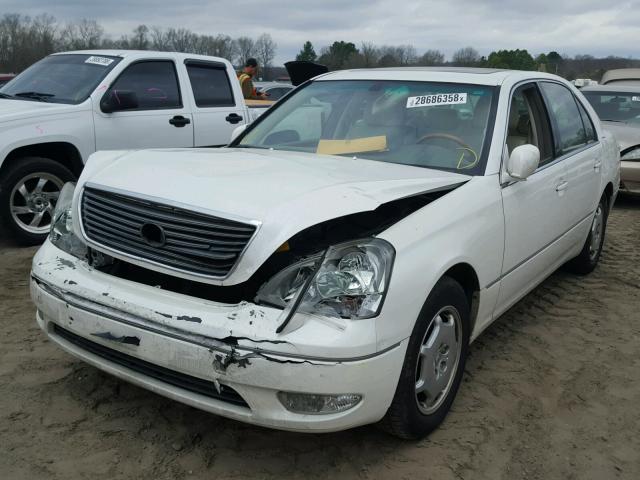 JTHBN30F420068349 - 2002 LEXUS LS 430 WHITE photo 2