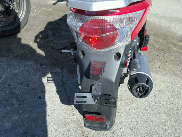 RFBD1H1189B251051 - 2009 KYMCO USA INC PEOPLE S RED photo 9