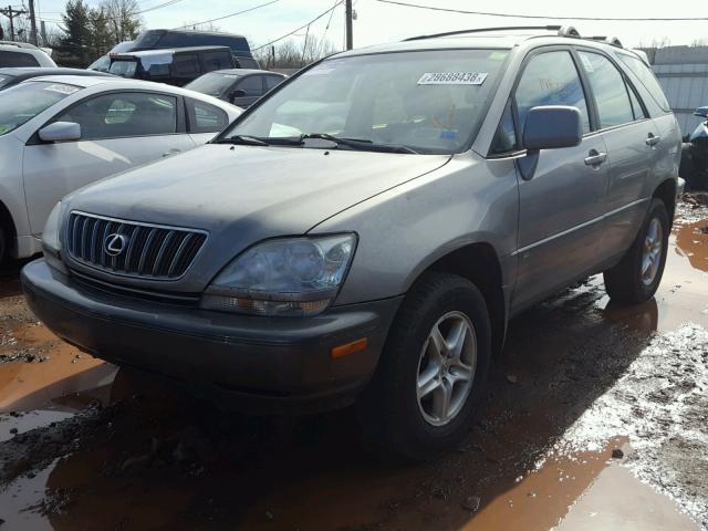 JTJHF10U710179811 - 2001 LEXUS RX 300 GRAY photo 2