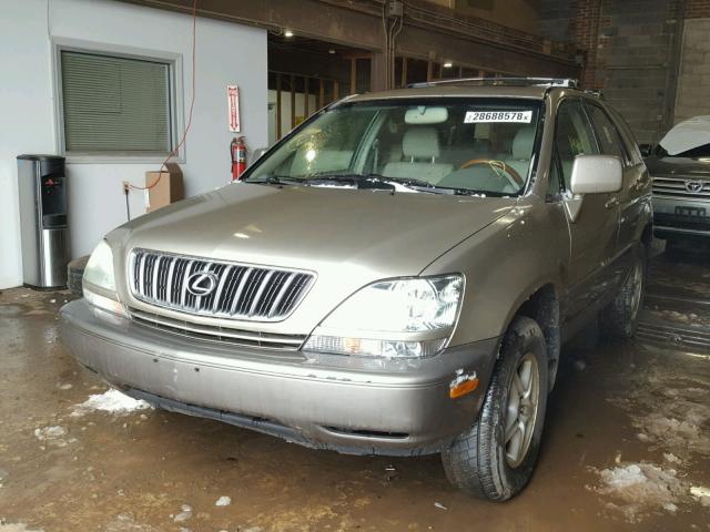 JTJHF10U410224770 - 2001 LEXUS RX 300 GOLD photo 2