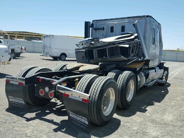 1FUJGLDR7BSBA2761 - 2011 FREIGHTLINER CASCADIA 1 GRAY photo 4