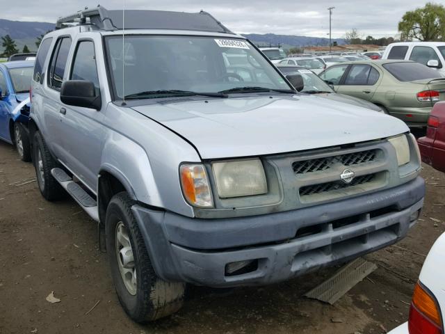 5N1ED28YXYC560520 - 2000 NISSAN XTERRA XE SILVER photo 1