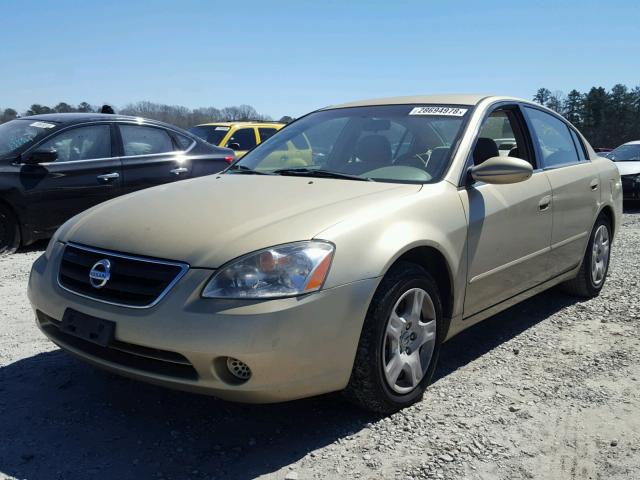 1N4AL11D33C274417 - 2003 NISSAN ALTIMA BAS GOLD photo 2