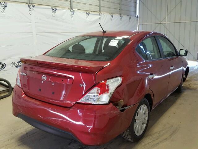 3N1CN7AP2HK421289 - 2017 NISSAN VERSA S RED photo 4