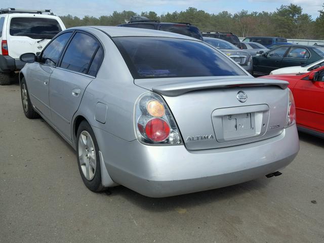 1N4AL11D52C195653 - 2002 NISSAN ALTIMA BAS SILVER photo 3