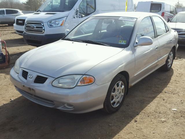 KMHJF35F3YU025668 - 2000 HYUNDAI ELANTRA GL SILVER photo 2