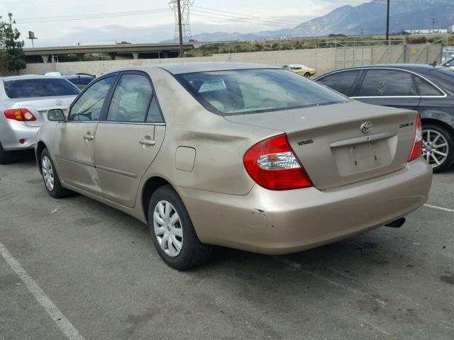 4T1BE32K04U356646 - 2004 TOYOTA CAMRY LE GOLD photo 3