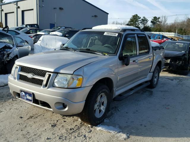 1FMZU77K15UB62338 - 2005 FORD EXPLORER S SILVER photo 2