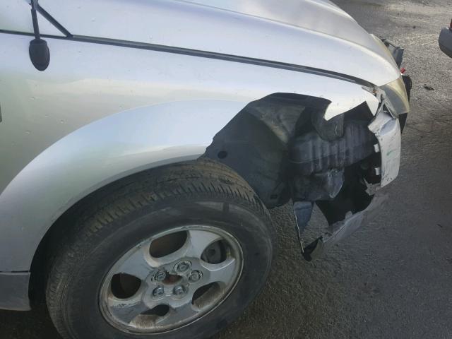 5GZCZ23D04S864441 - 2004 SATURN VUE SILVER photo 9