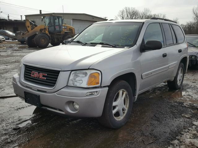 1GKDT13S442303695 - 2004 GMC ENVOY SILVER photo 2