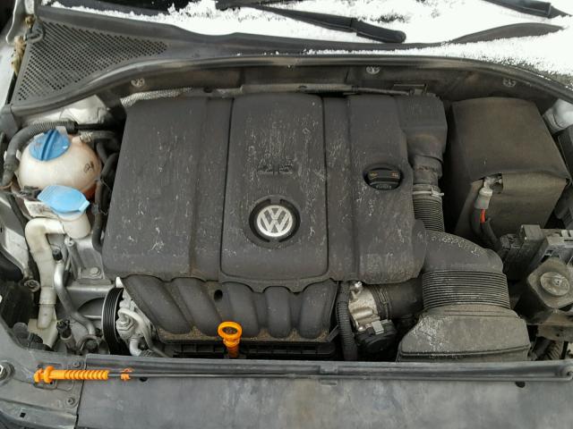 1VWAP7A39CC045021 - 2012 VOLKSWAGEN PASSAT S SILVER photo 7