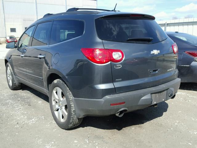 1GNLVHED2AJ209669 - 2010 CHEVROLET TRAVERSE L GRAY photo 3