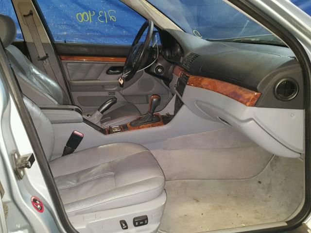 WBADD6328WGT96441 - 1998 BMW 528 I AUTO SILVER photo 5