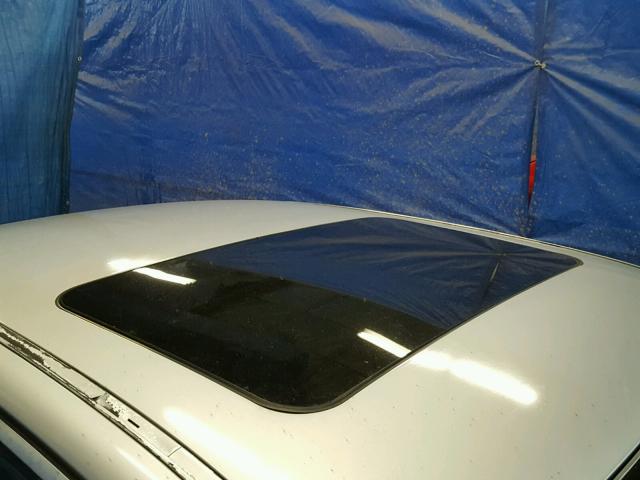 WBADD6328WGT96441 - 1998 BMW 528 I AUTO SILVER photo 9