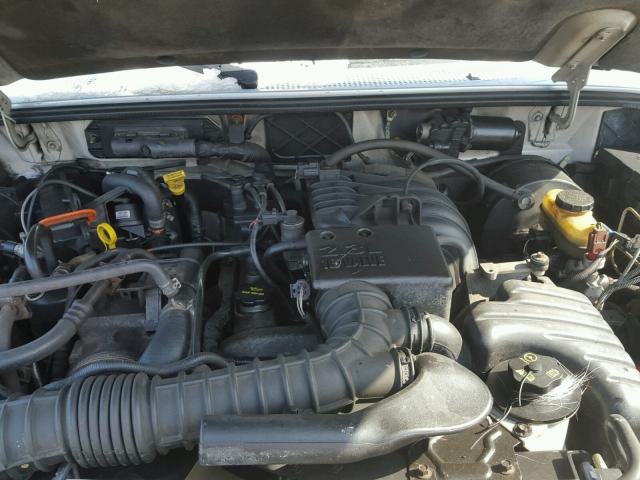 1FTYR10D03TA13965 - 2003 FORD RANGER SILVER photo 7