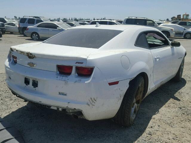 2G1FB1E30D9216416 - 2013 CHEVROLET CAMARO LT WHITE photo 4