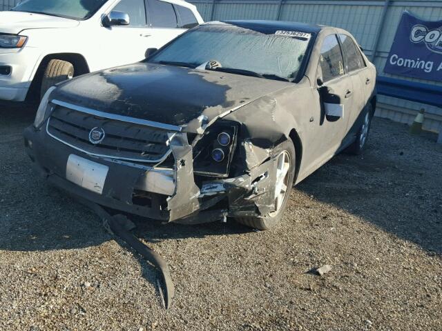 1G6DC67A860117296 - 2006 CADILLAC STS BLACK photo 2