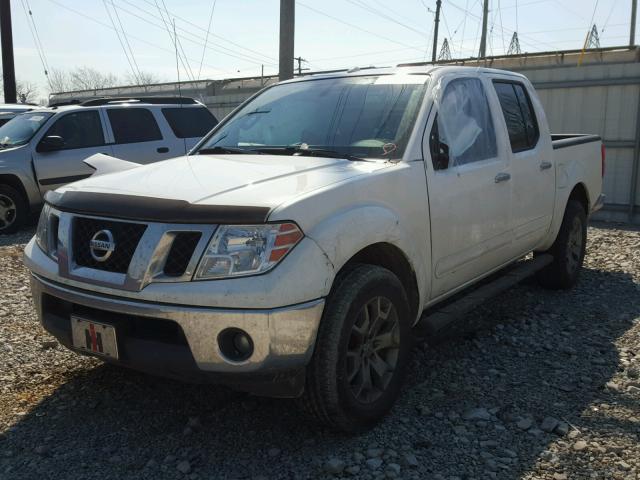 1N6AD0EV7FN709031 - 2015 NISSAN FRONTIER S WHITE photo 2