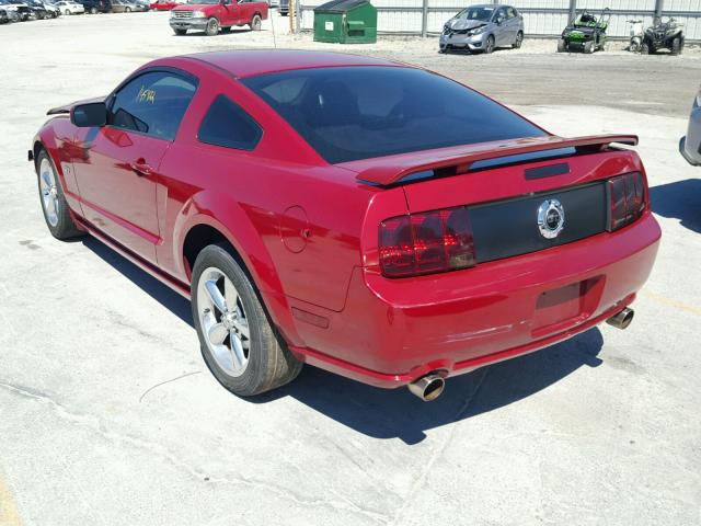 1ZVHT82H385199696 - 2008 FORD MUSTANG GT RED photo 3