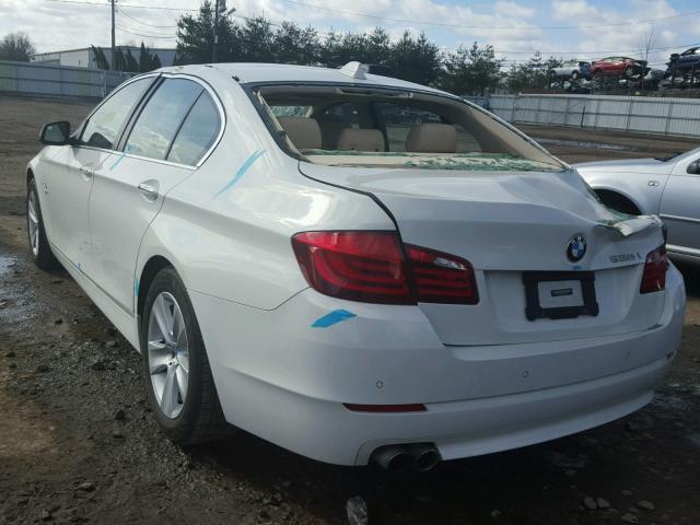 WBAXH5C58CDW06538 - 2012 BMW 528 XI WHITE photo 3