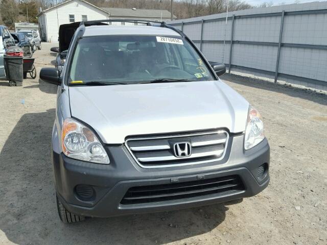 SHSRD78575U324424 - 2005 HONDA CR-V LX SILVER photo 9