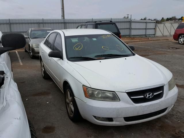 5NPEU46FX7H223561 - 2007 HYUNDAI SONATA SE WHITE photo 1