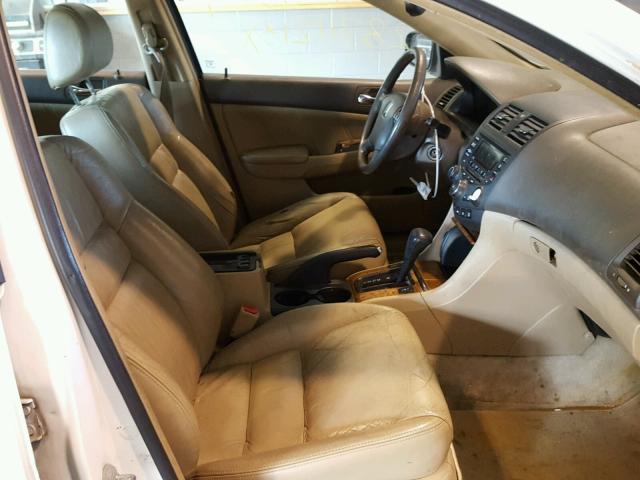 1HGCM66564A019015 - 2004 HONDA ACCORD EX WHITE photo 5