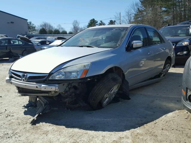 1HGCM56717A152975 - 2007 HONDA ACCORD EX SILVER photo 2