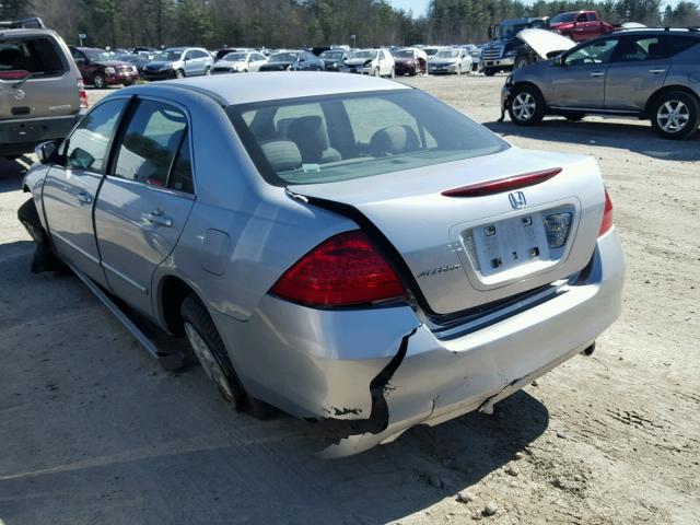 1HGCM56717A152975 - 2007 HONDA ACCORD EX SILVER photo 3