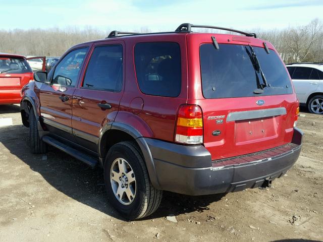 1FMCU93145KB10552 - 2005 FORD ESCAPE XLT RED photo 3