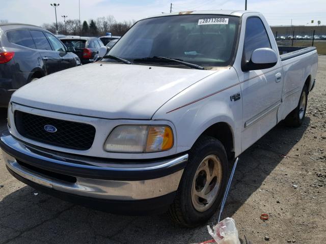 1FTDF17W4VKA68667 - 1997 FORD F150 WHITE photo 2