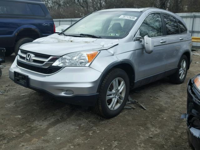 JHLRE4H77BC017108 - 2011 HONDA CR-V EXL SILVER photo 2