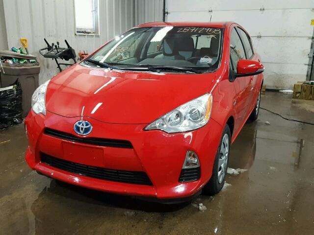 JTDKDTB3XD1550554 - 2013 TOYOTA PRIUS C RED photo 2