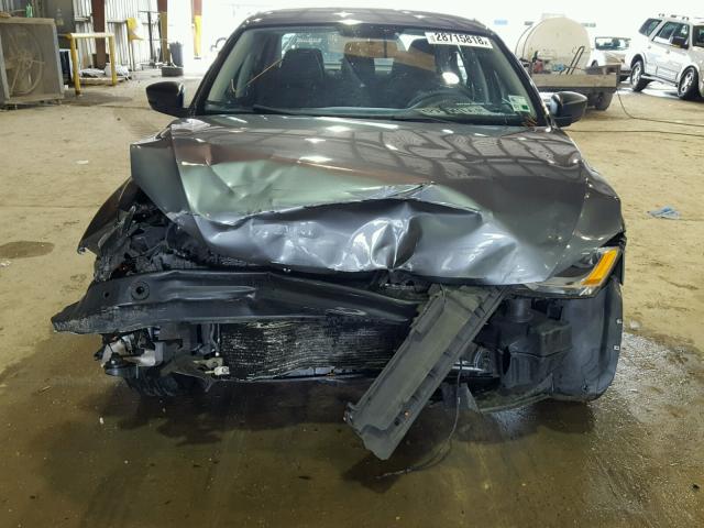 3VW2K7AJ6CM308887 - 2012 VOLKSWAGEN JETTA BASE 灰色 照片 9