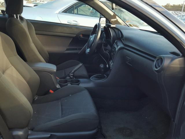 JTKJF5C74C3029084 - 2012 TOYOTA SCION TC 白色 照片 5